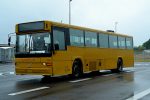 16.06.2016: BAT Volvo B10M bus nr. 725 ved lufthavnen i Rønne.