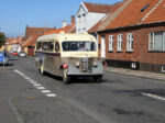 02.09.2009: Veteranbussen fra De Bornholmske Jernbaner på vej ud ad Østergade i Rønne på sin sidste tematur.