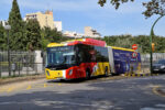 27.09.2021: Scania/Castrosua Magnus.E CNG ledbus nr. 13203 på Carrer del Marquès de la Fontsanta ved opkørslen fra Palmas busstation.