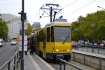 15.10.2012: Tatra KT4D vogntog med nr. 6005 forrest på Roederplatz.
