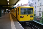 18.05.2013: LEW GI/1 vogntog nr. 1093 på Eberswalder U-Bahnhof på højbanestrækningen i bydelen Pankow.