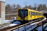 25.03.2013: ABB H95 vogntog nr. 5001 på U-Bahnhof Wuhletal.