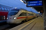 01.09.2014: IC tog til Berlin og München klar til afgang tidligt om morgenen på Rostock Hbf.