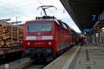 02.09.2015: EL-lokomotiv nr. 120 205-0 på Rostock Hbf i spidsen for - eller rettere bagest i - linje RE1 til Hamburg.