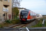 26.10.2014: Desiro VT 642 686 på linje RE8 på vej ud fra Bad Doberan Bahnhof i retning mod Wismar.