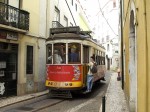 11.05.2012: Vogn nr. 552 på den enkeltsporede strækning i Rua Escolas Gerais.