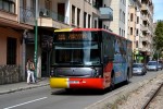 01.10.2013: Transabus Balear standardbus nr. 9 af typen Volvo B7RLE med Astral karosseri i gaden Carrer Eusebi Estada i Palma.