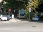 30.09.2011: Vogn nr. 08T for enden af Viale San Martino umiddelbart før Piazza Dante.