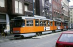 28.06.1988: 8-akslet ledvogn af serie 4900 (Jumbotram) nr. 4968 på endestationen ved Piazzale Corvetto, Via Gamboloita.
