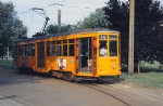 11.07.1994: Bogievogn af Peter Witt typen, serie 1500, nr. 1926 på linje 14s endestation ved Milanos store kirkegård, Cimitero Maggiore.