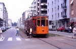 28.06.1988: Bogievogn af Peter Witt typen, serie 1500, nr. 1582 i Via Nino Bixio på vej fra Stazione Lambrate mod centrum og derfra videre ad den østlige ringgade mod Monte Velino i Milanos sydøstlige udkant.