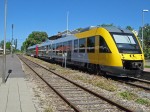 03.06.2010: Overtagelsen af to Coradia Lint 41 togsæt fra Lokalbanen gjorde det muligt med lidt farverige togsammensætninger på Østbanen.