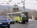 April 2007: Tatra T3SUCS vogntog med nr. 7207 på vej ud på most Legií ved Národní divadlo.