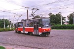 25.07.2002: Tatra T6A5 vogntog med nr. 8627 ved Palmovka metrostation.