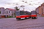 25.07.2002: Tatra T6A5 vogntog med nr. 8605 ved Palmovka metrostation.