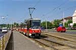 23.07.2001: Tatra T6A5 vogntog med nr. 8603 ved Hradčanská.