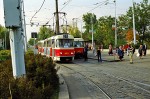 Oktober 2000: Tatra T3 vogntog med nr. 6911 på trafikknudepunktet Palmovka. Vognen er siden ombygget til T3R.P nr. 8423.