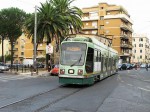 16.10.2008: Socimi ledvogn nr. 9016 på Piazza dei Gerani på vej ind i sløjfen ad Via del Castani, Via dei Faggi, Via del Frassini og Via delle Gardenie, før den kommer til endestationen på Piazza dei Gerani.