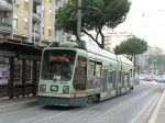 16.10.2008: Socimi ledvogn nr. 9025 i Via Prenestina ved stoppestedet Aqua Bullicante på vej mod Piazza dei Gerani.