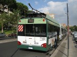 16.10.2008: Trollino 18 trolleybusser nr. 8530 i Viale Lina Cavalieri. Der er tale om en midlertidig endestation pga. vejarbejder mellem stoppestedet Talli og den normale endestation på Largo Labia.