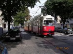 19.07.2004: E1 ledvogn nr. 4736 drejer fra Taborstraße ind i Heinestraße.